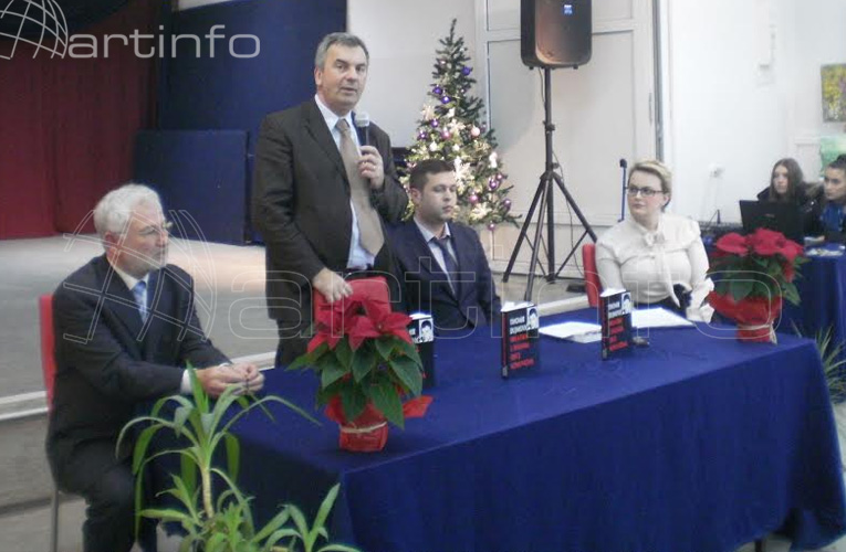 bozicni kolazni program n