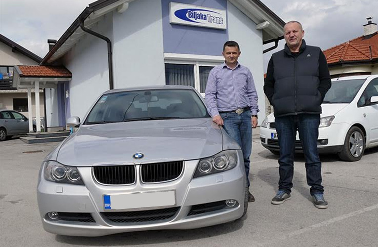 poklonjen bmw