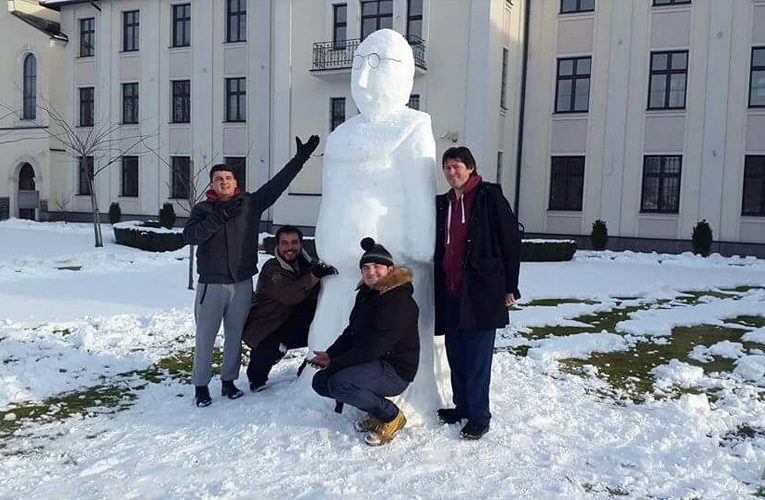 snijezna skulptura