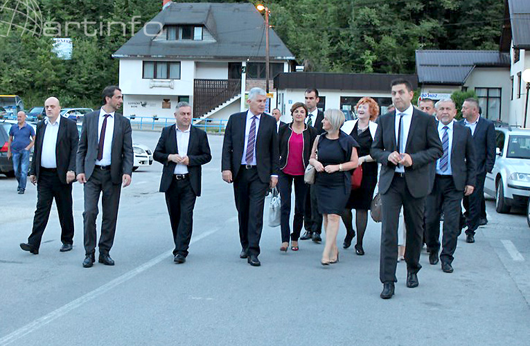 kresevo hdz 27godina