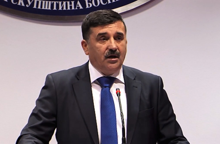 nikola lovrinovic