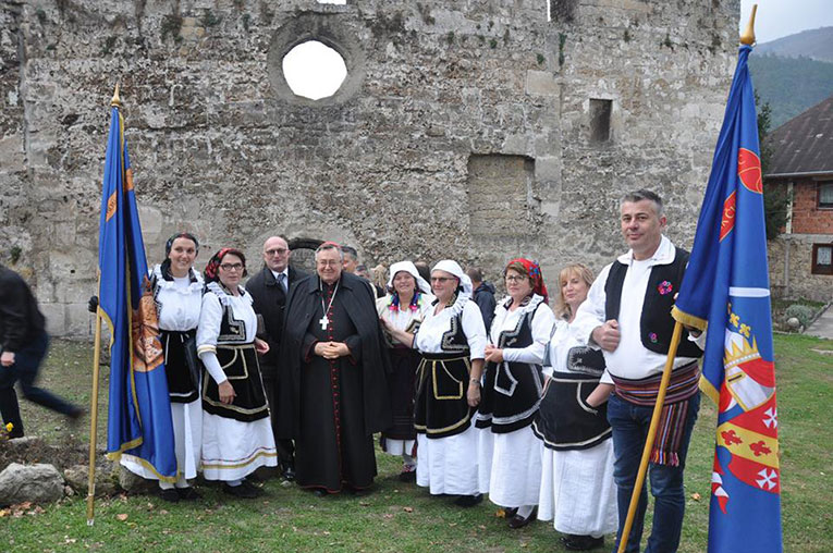 jajce kardinal oblj