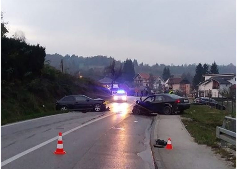 nesreca auti busovaca