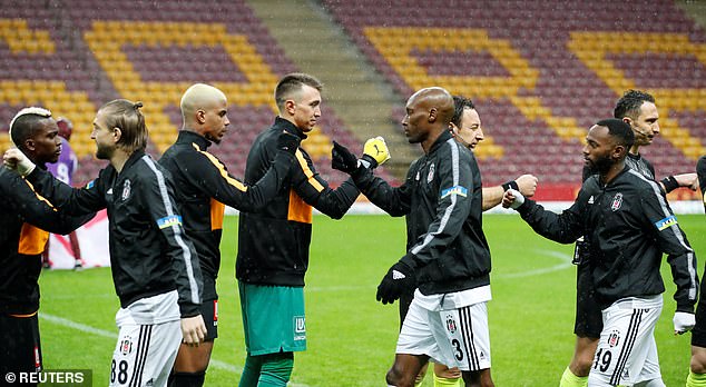 galatasaray-0-0-besiktas-goalless-inside-empty-stadium-which-was-disinfected-beforehand.jpg