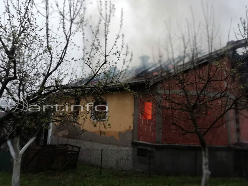 kuca pozar