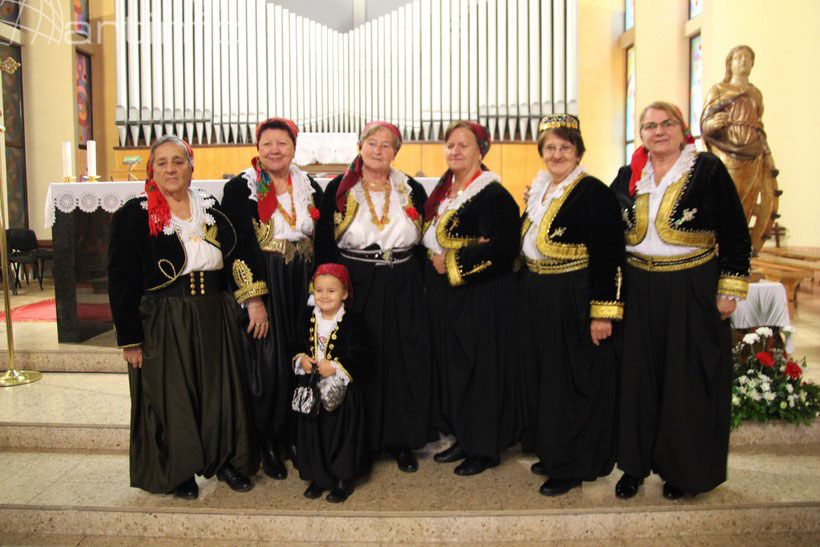 nosnje kresevo curica bake