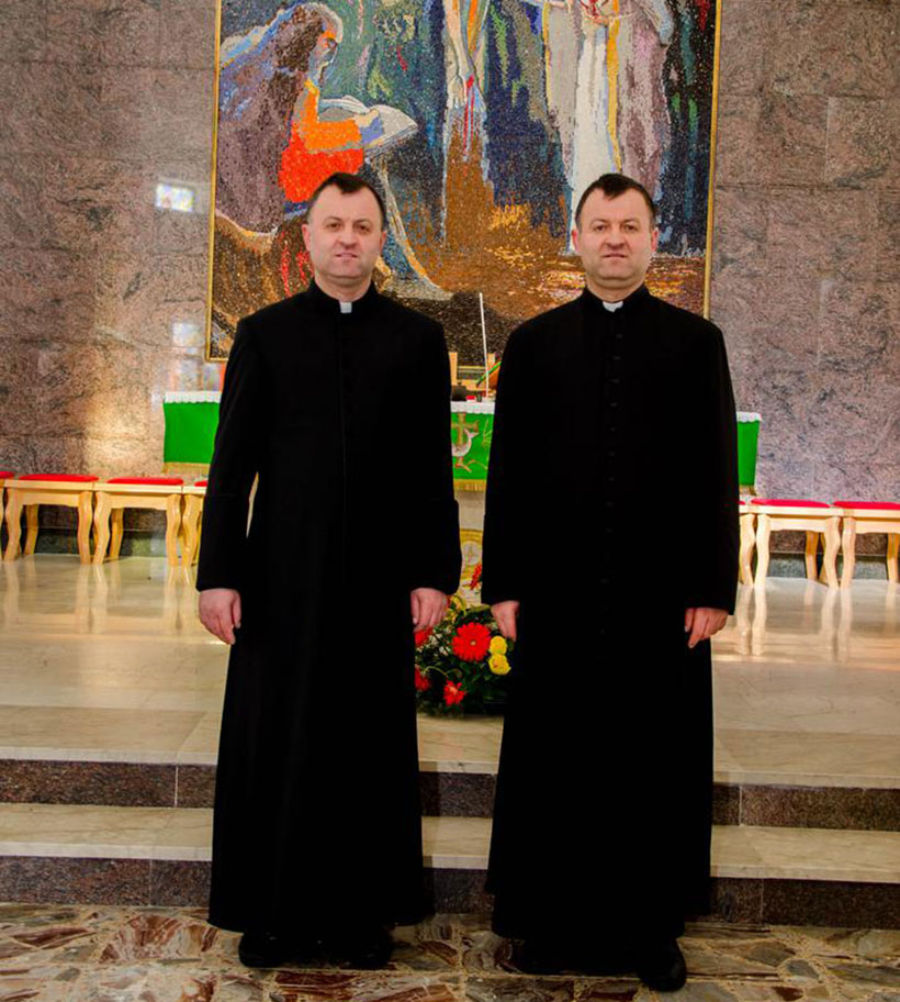 svecenici blizanci