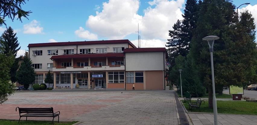 a6ef0788-0369-4cca-865f-dbed541605d3novi_travnik.jpg