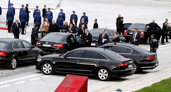 sluzbena-vozila-696x373.jpg