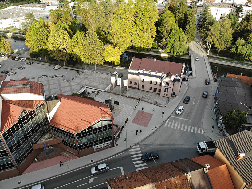 trg kis dron novo rijeka