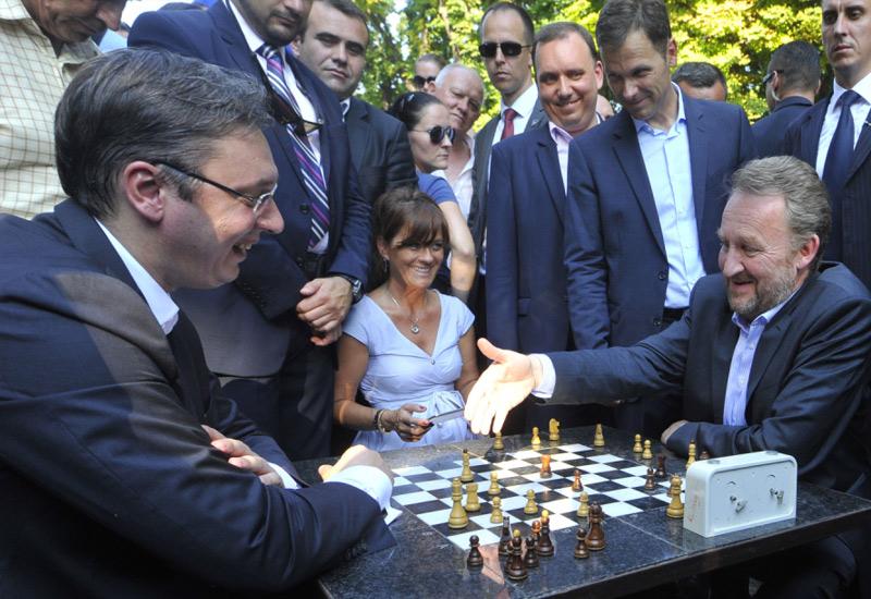 vucic_sah_izetbegovic.jpg