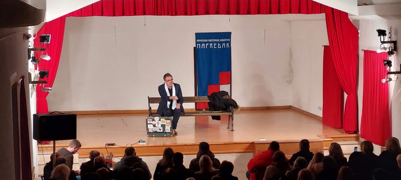 20220125_190615.jpg