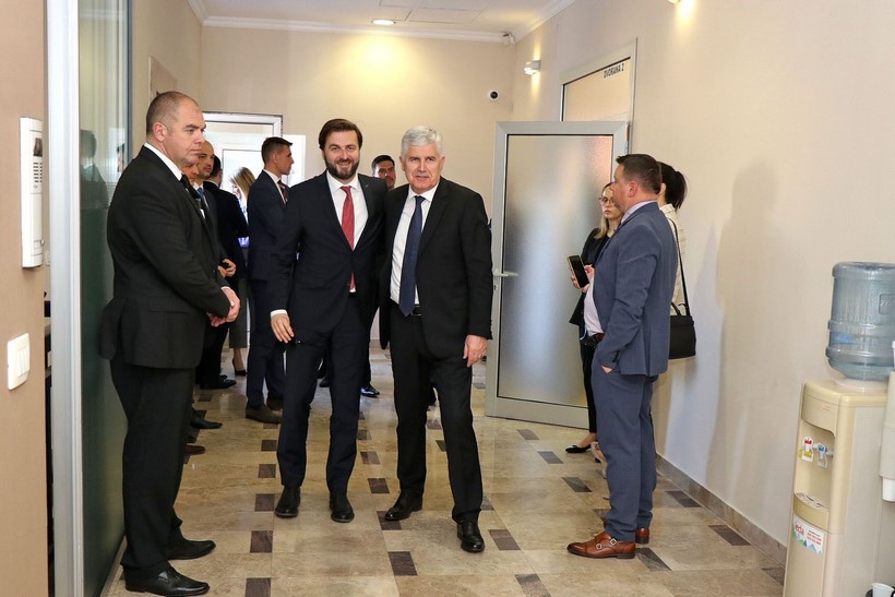 220405_mostar_hns_bih_plenkovic_covic_21200.jpg