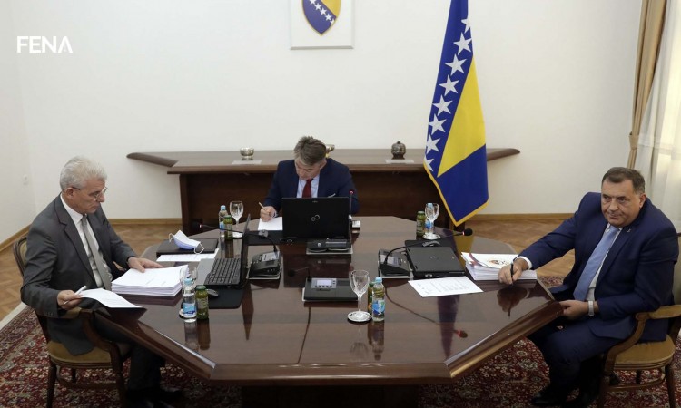 310821predsjednistvo_markica.jpg