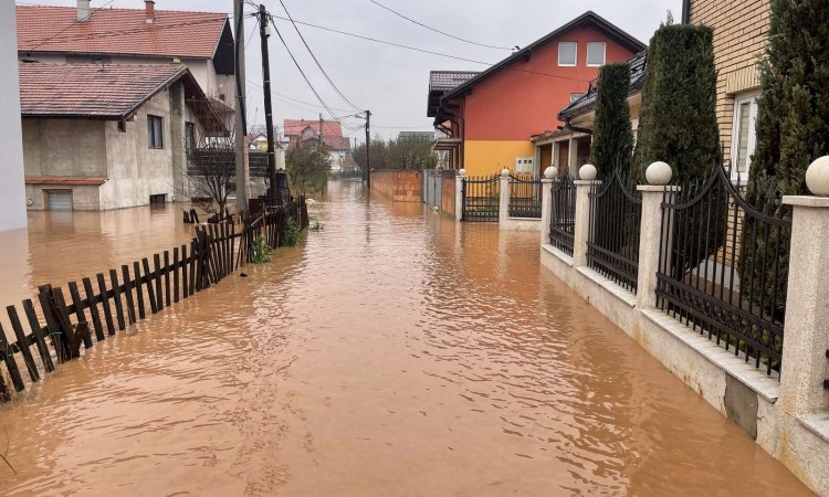 Poplave