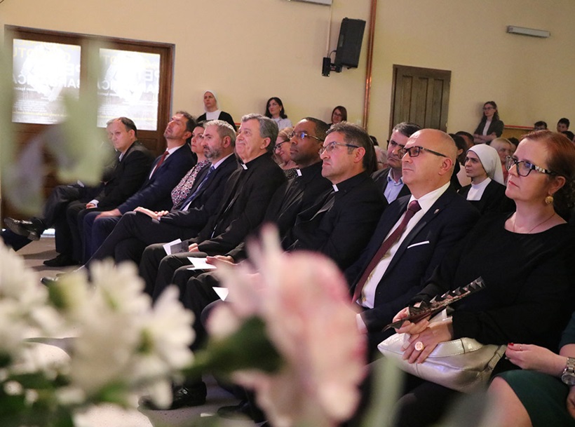dan2.jpg
