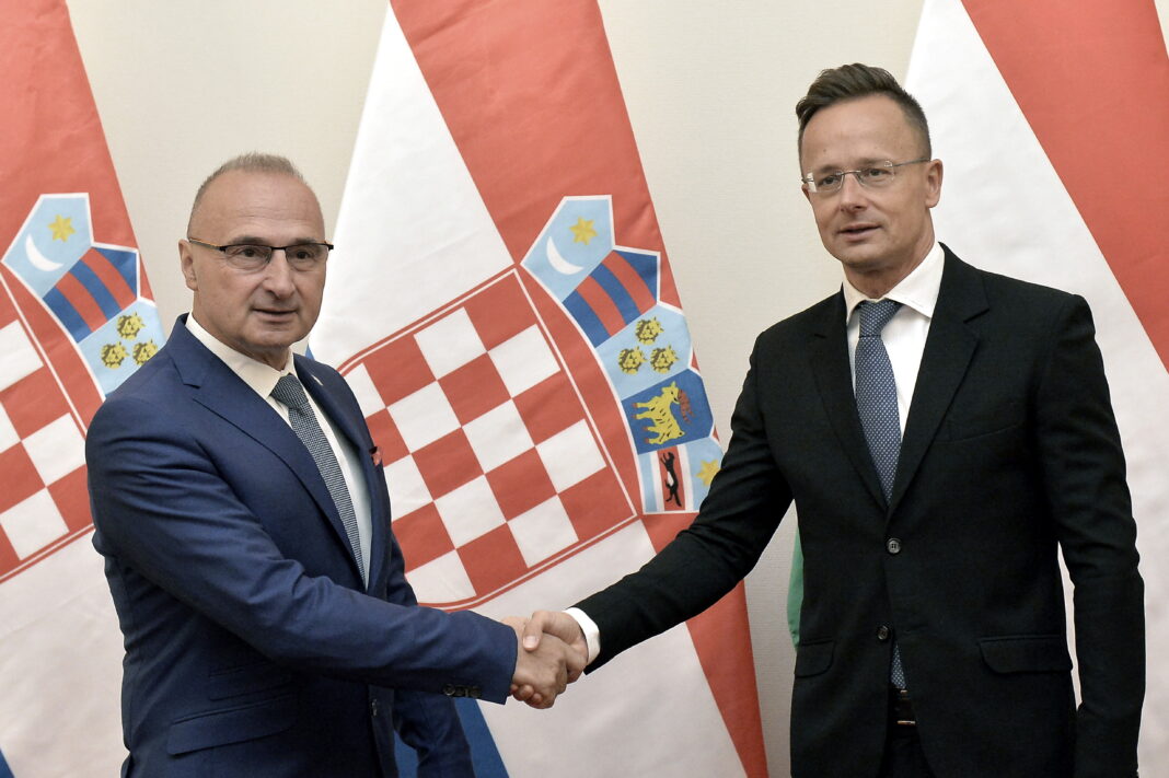 grlic-radman-szijatro-1068x711.jpg