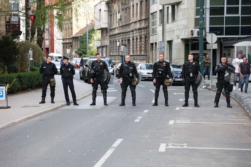 l_5aabb9cf106d389b4390dee6f53c6db3.jpg