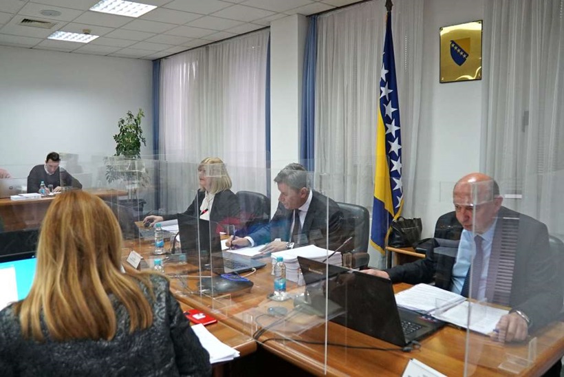 l_a58cbd16a304d36c739e80a2b866e0fc.jpg