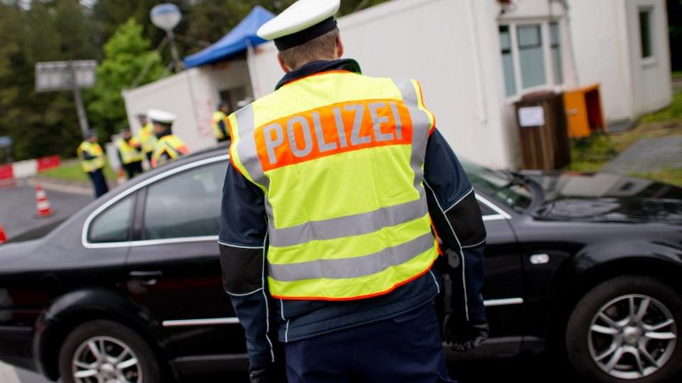 polizeiiiii.jpeg