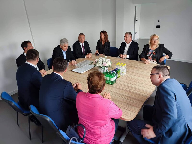 rsz_covic-izaslanici.jpg