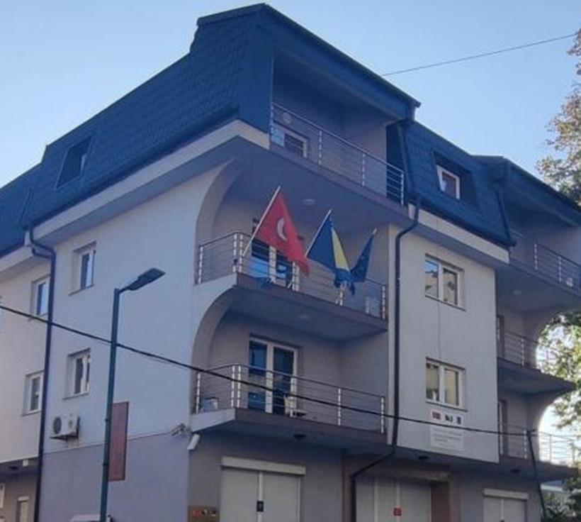 travnikHouse1.jpg
