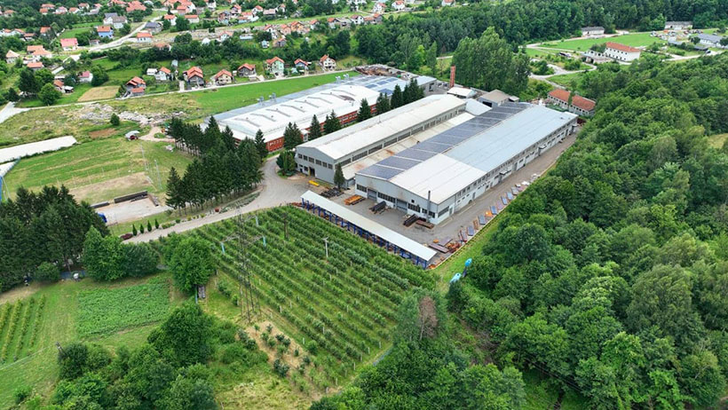 tvornica masina travn dron