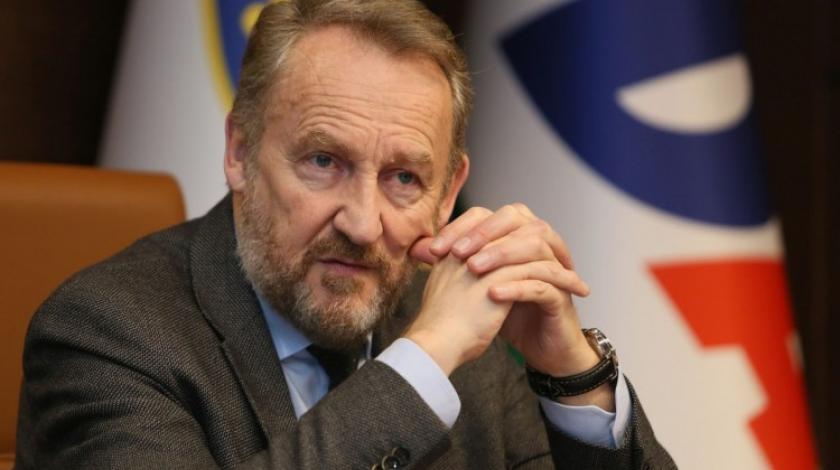 bakir_izetbegovic1_5_0.jpg