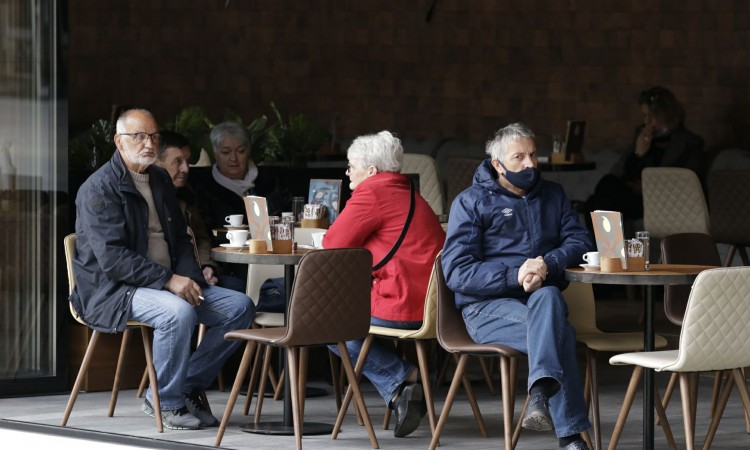 kafić_Sarajevo.jpg