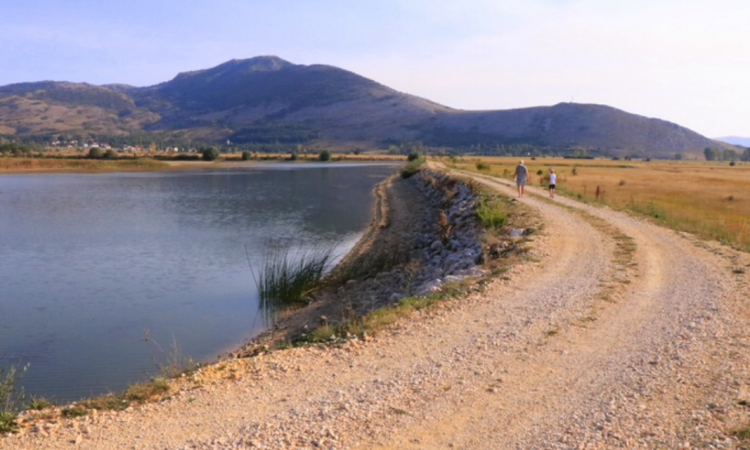 sarcevo_jezero.png