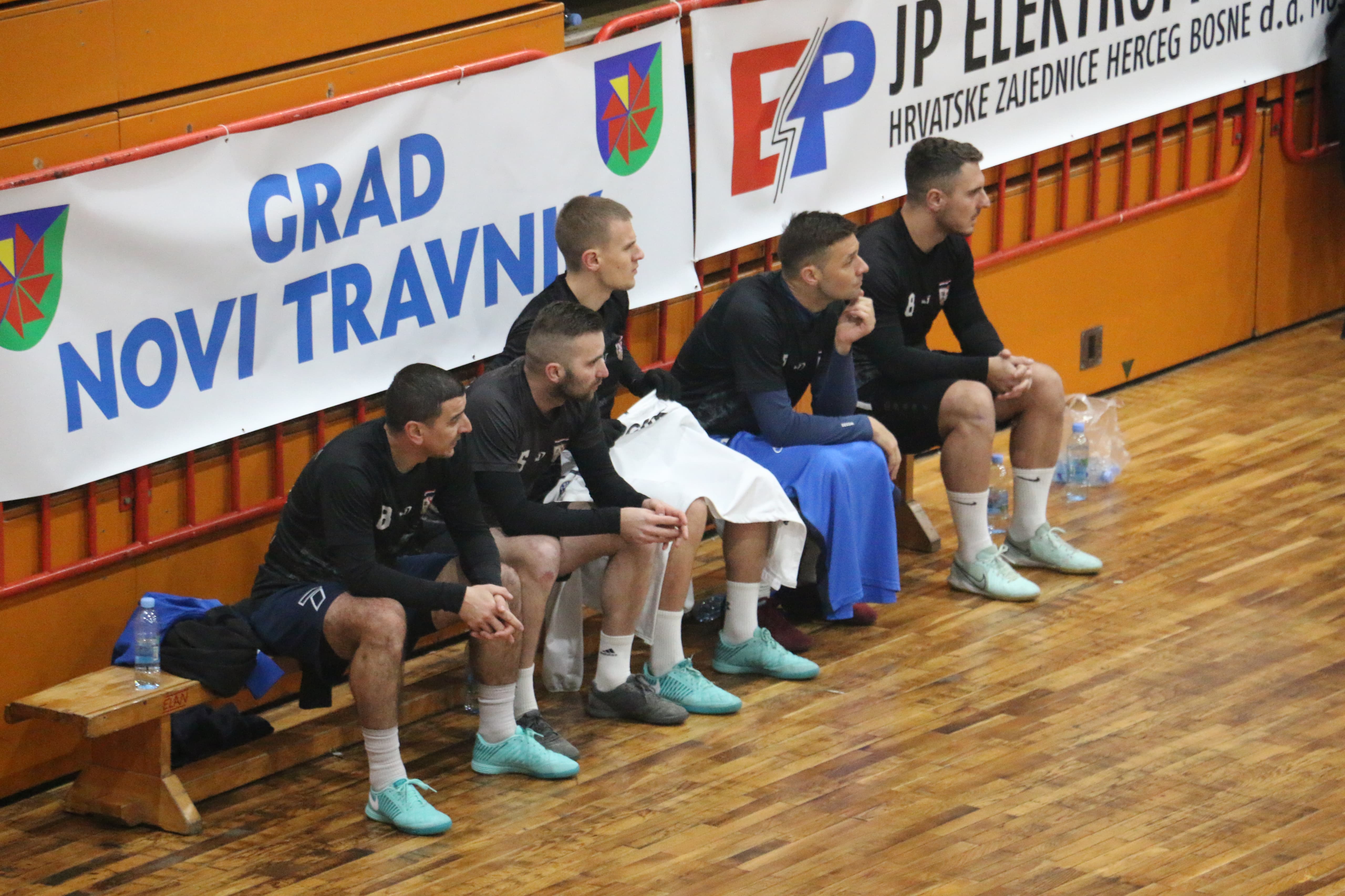 01ea161a-50a4-4bcf-981e-de63b93efc81.jpg
