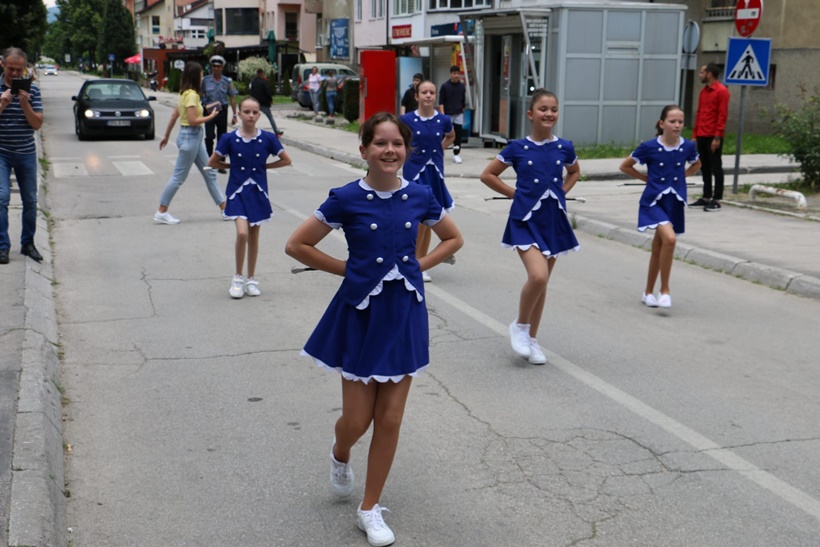 0d056b42-3c57-41f1-bf96-8185ffb178b5.jpg