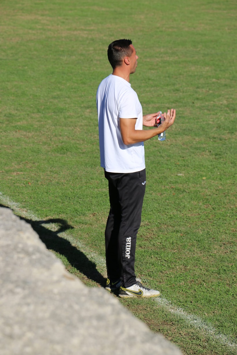 2bcaeac5-88e4-48ca-8c4e-b8b24ffc1d64.jpg