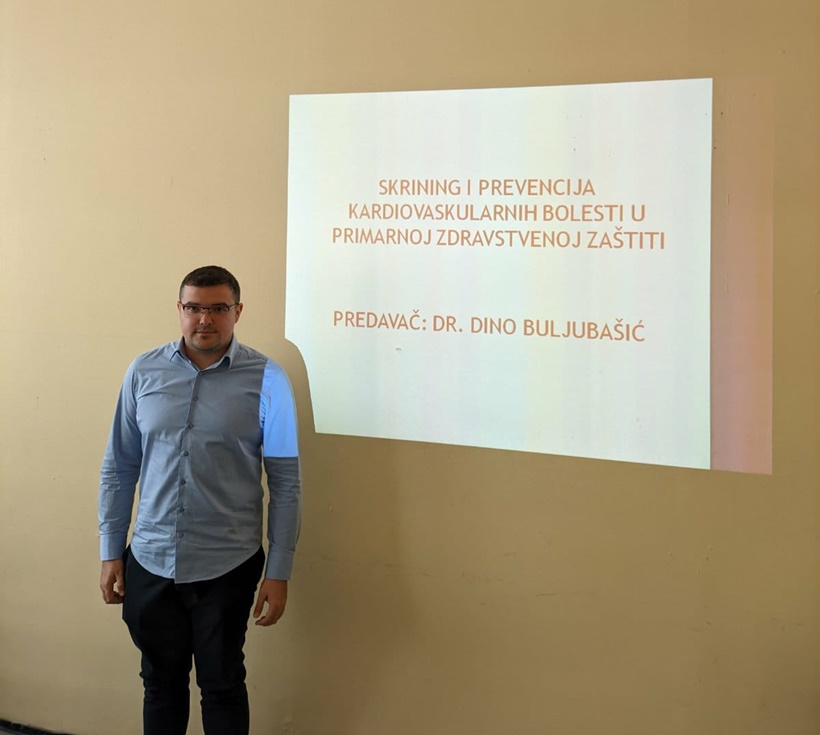 bef6a70d-caee-4f3e-a5e9-15ae3dbf0ef6.jpg
