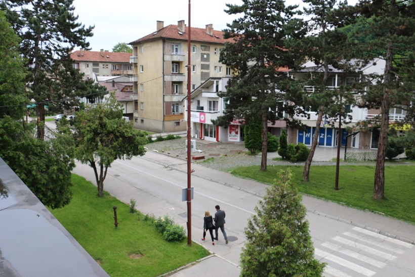 d77c29e3-9a8f-49c1-b2f8-52023eeeca4a.jpg