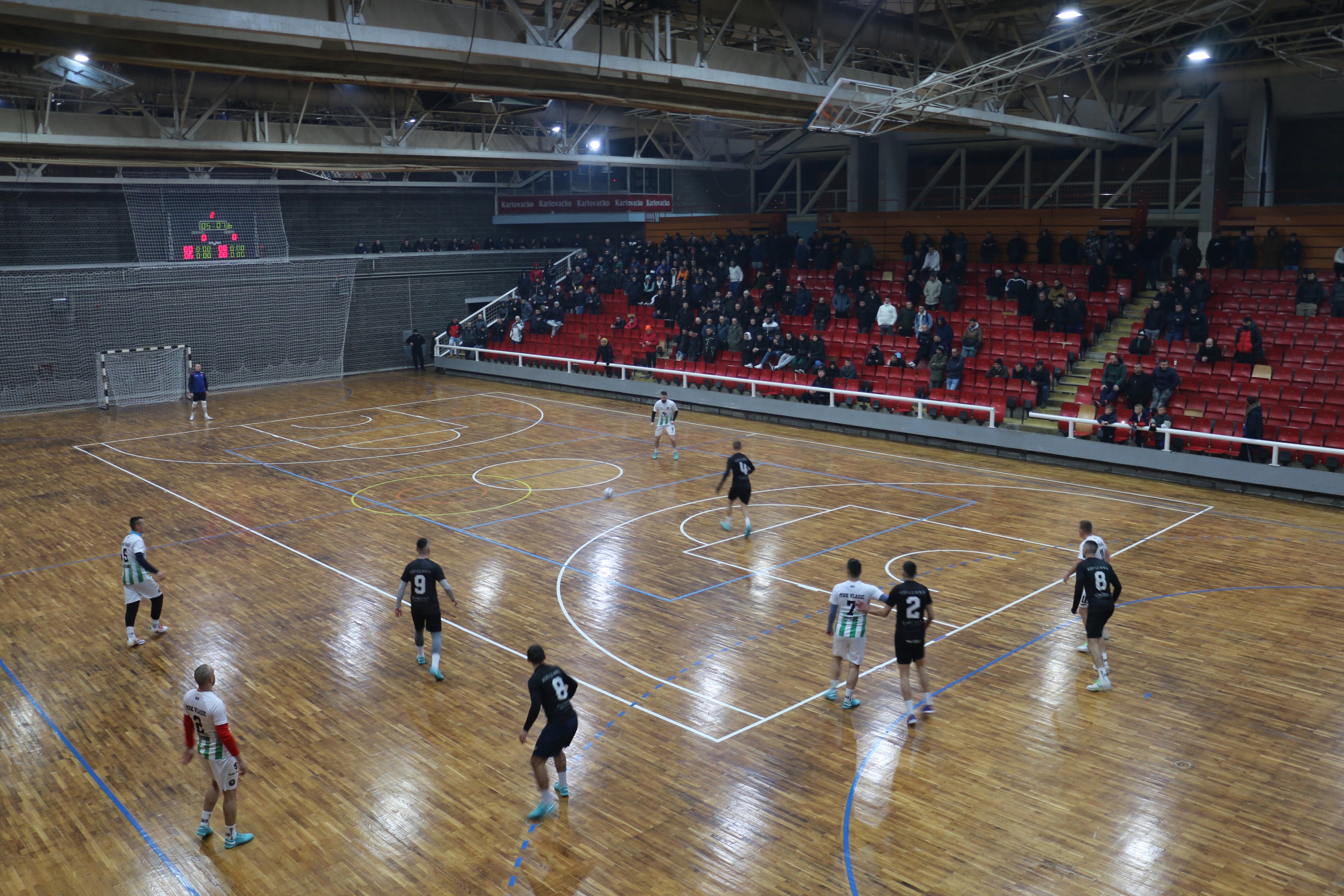 fe41eec3-5d84-4c35-922d-9491772d08aa.jpg