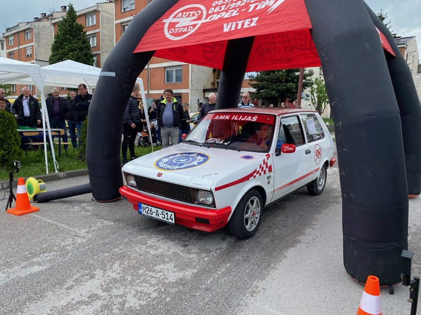 rallynovitr2.jpg