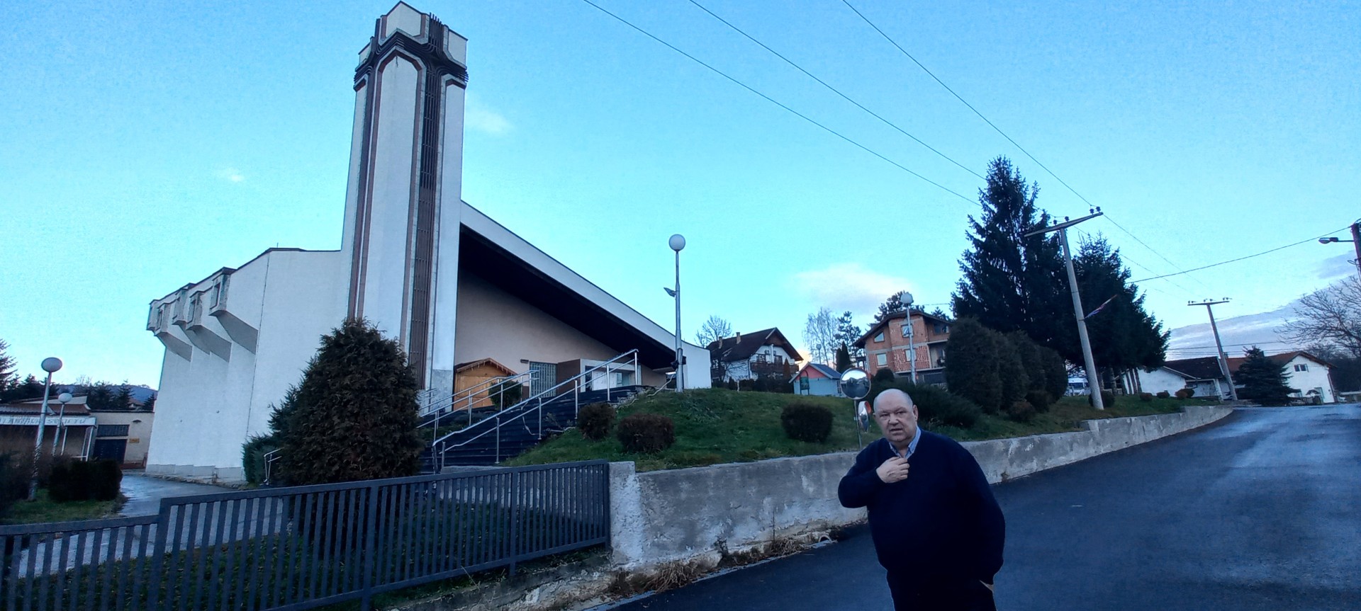 thumbnail_1000047278.jpg