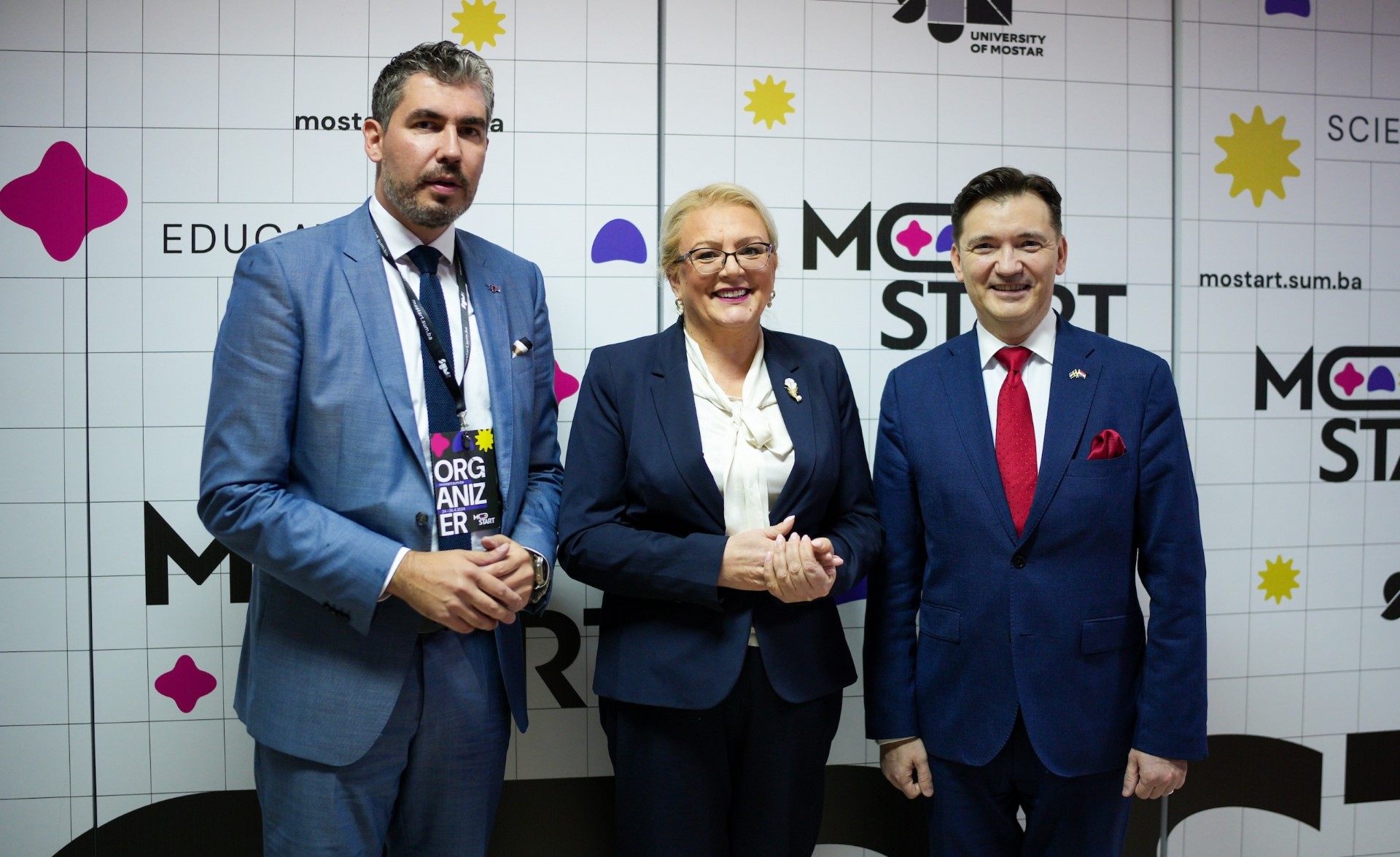 thumbnail_Fotografija_3_-_Bradara_otvorila_konferenciju_o_digitalnoj_transformaciji_i_umjetnoj_inteligenciji_MoStart.jpg